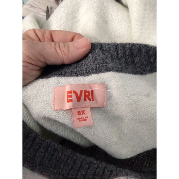 EVRI Crewneck Sweater Multi Color Size 0X ~ Nice! 👍 - Picture 3 of 13